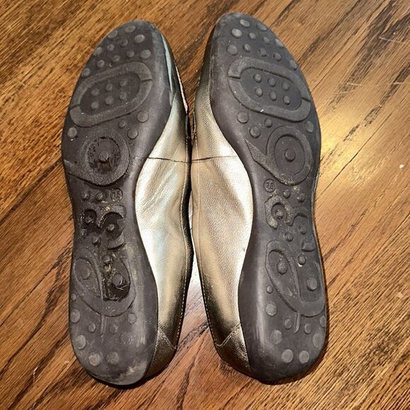 Easy Spirit 360 gold slip on flat loafers - Picture 8 of 8